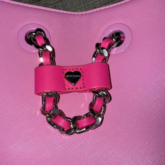 Betsey Johnson Pink Xomaya Bucket Crossbody Magnet Close Purse Bag **NWT** - Picture 7 of 16